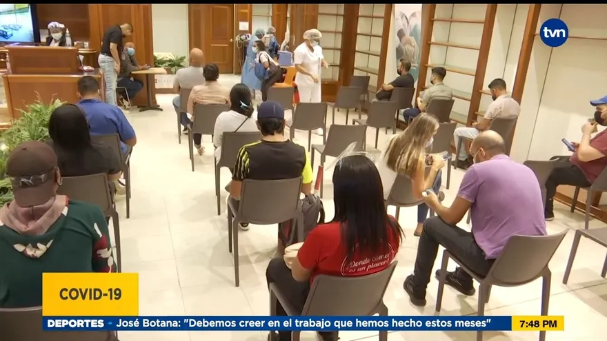 Sigue la vacunación en los centros comerciales