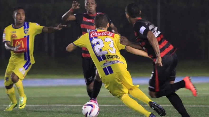 Chorrillo, segundo clasificado a semifinal del Apertura