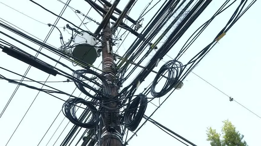 Seguirá cobro de impuestos para proyecto de cableado