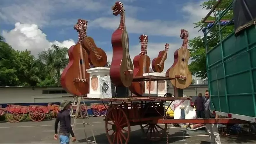 Santeños en Juan Díaz se preparan para celebrar el grito de independencia