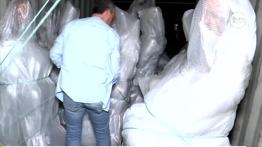 Llegan a Panamá en imágenes de la Última Cena tras 25 días de viaje desde España