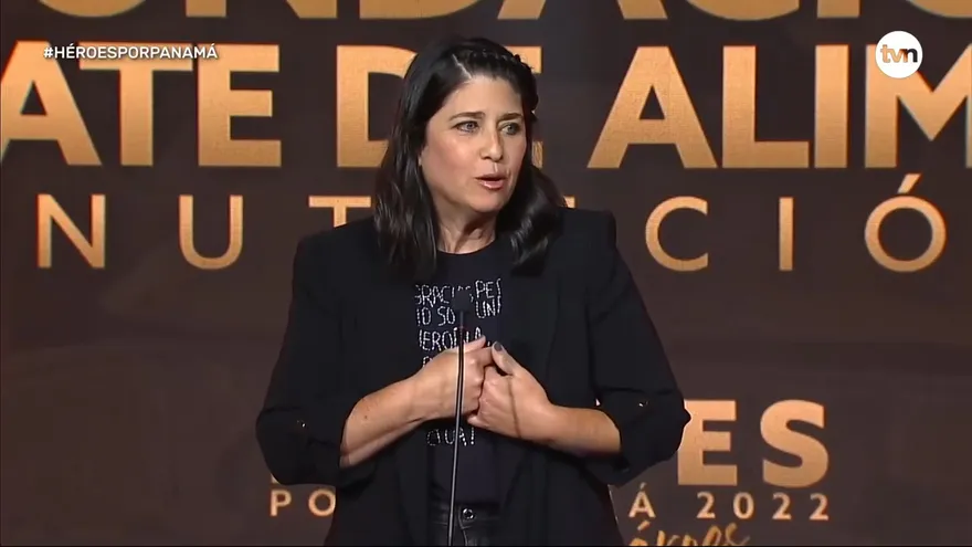 Helga Barría, Fundación Rescate de Alimentos