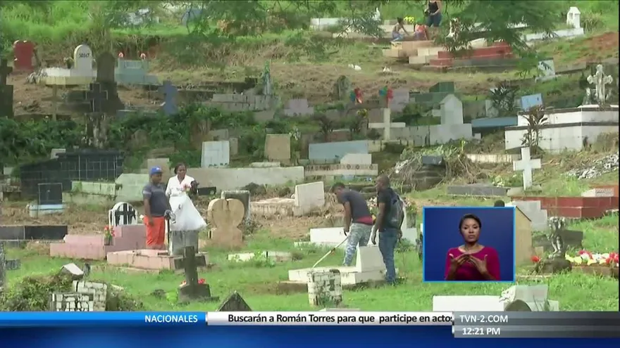 Colonenses aprovechan el  2 de noviembre para trabajar