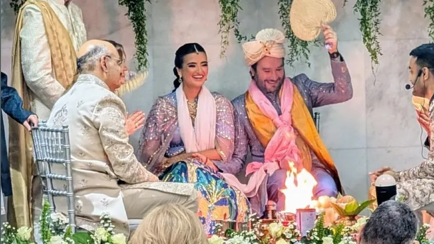 El exdiputado Silva y Sophia durante la ceremonia