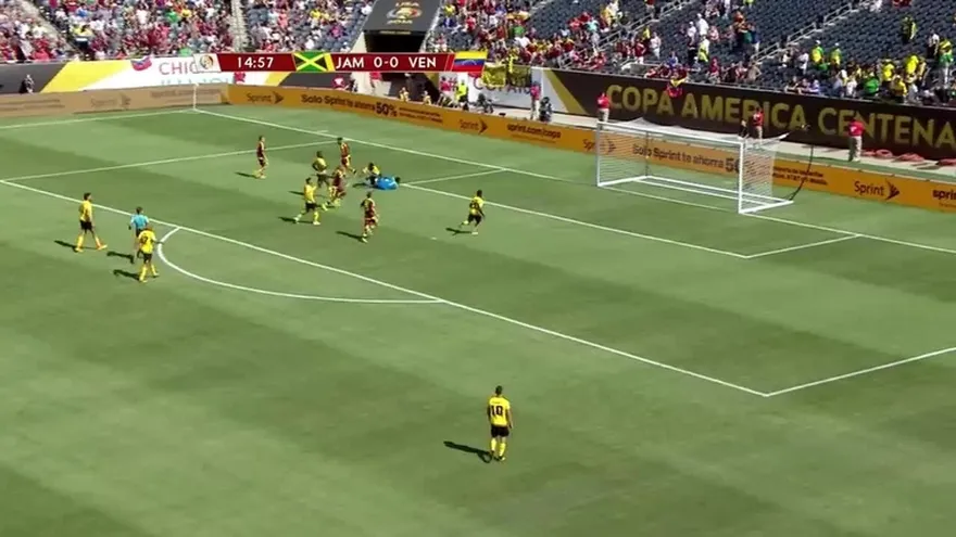 Venezuela logra triunfo 1-0 sobre Jamaica