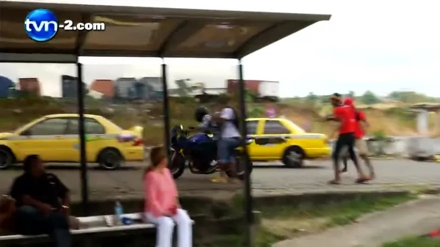 Suntracs continúa huelga y cierre de calles