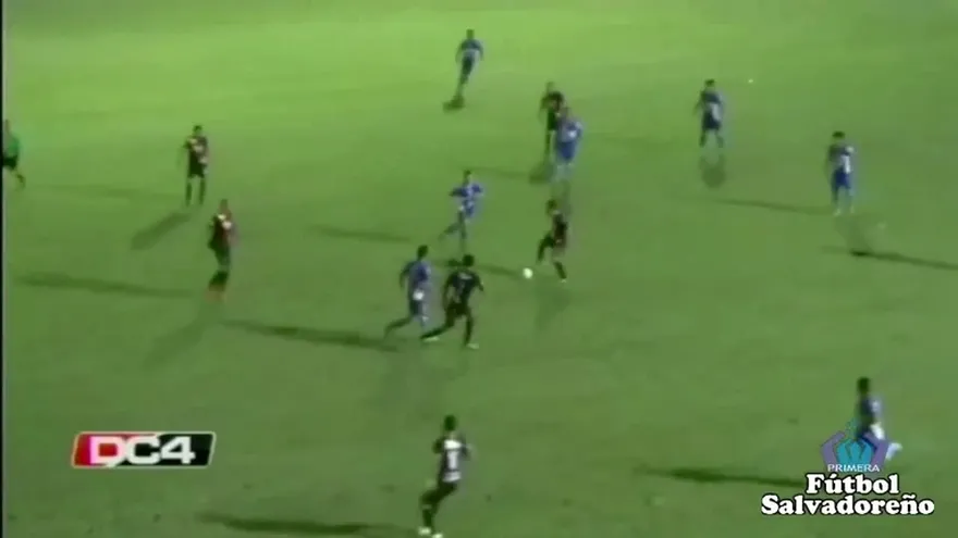 El gol 200 de Nicolás Muñoz en El Salvador