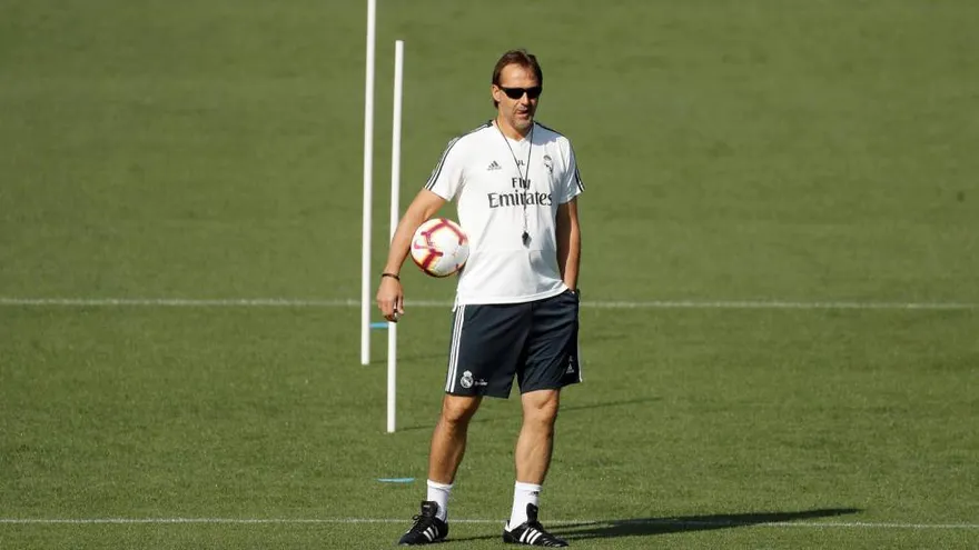Lopetegui: “¿Las tres Champions de Zidane? La presión en el Madrid existe, es lógico y normal”