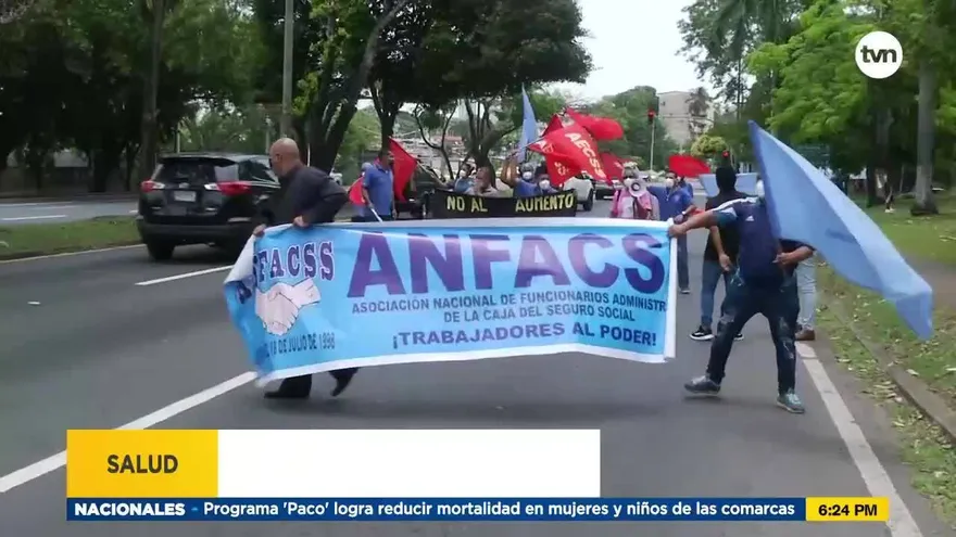 Empleados del Seguro Social protestaron