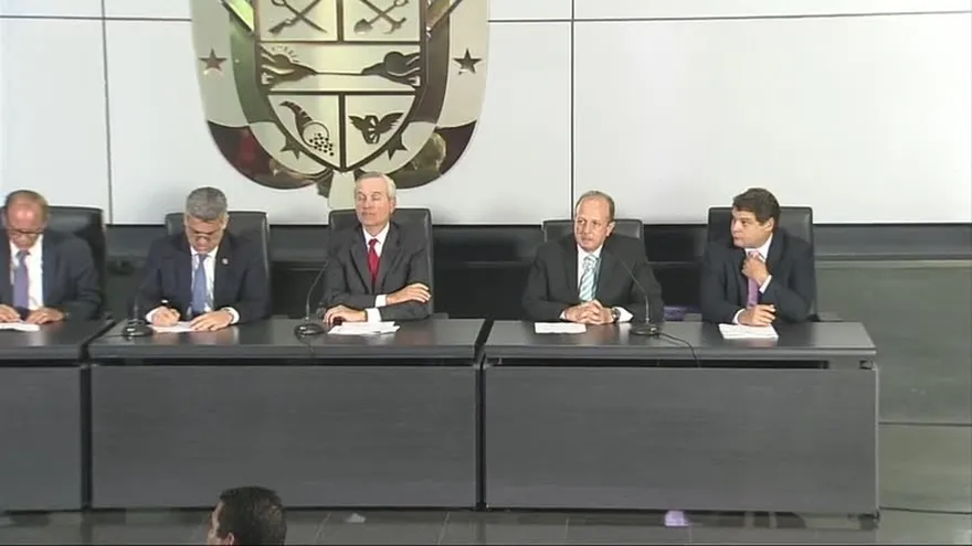 Ejecutivo busca reforma la ley de Contrataciones Públicas