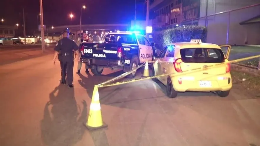 Privan de libertad a un taxista