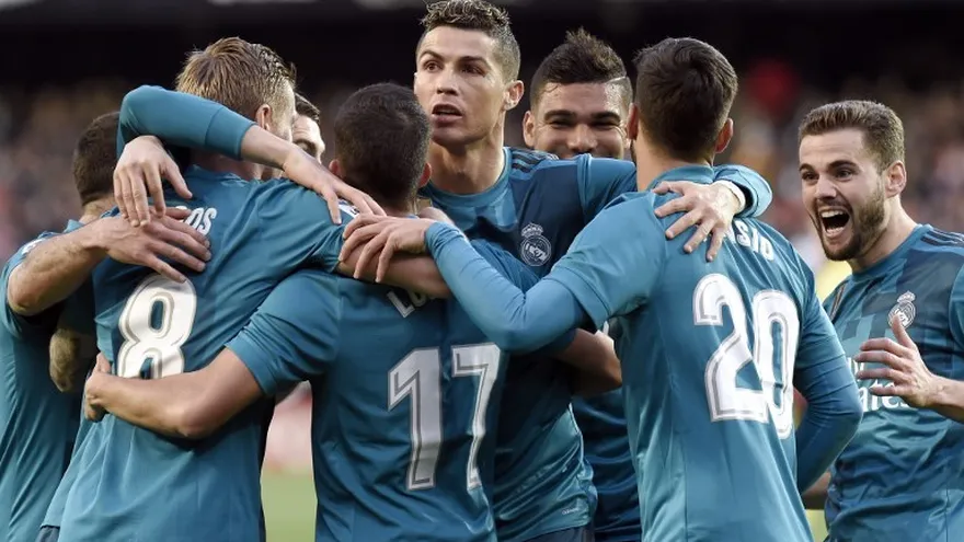 Real Madrid recupera la sonrisa con goleada al Valencia en Mestalla