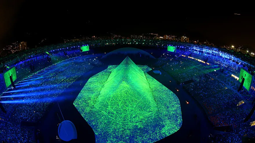 Colorido en el estadio Maracaná en la Ceremonia Inaugural de Río 2016