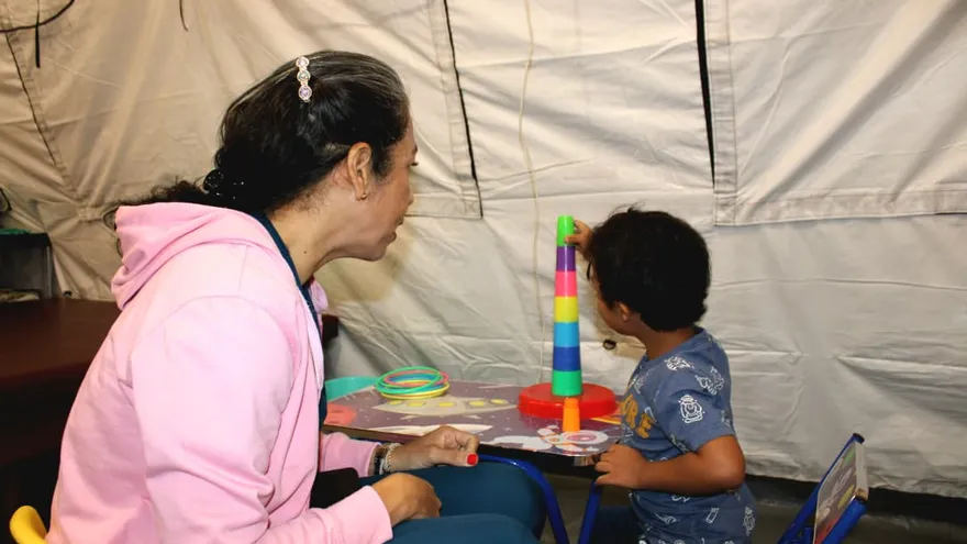 Personal ofreciendo el servicio terapéutico