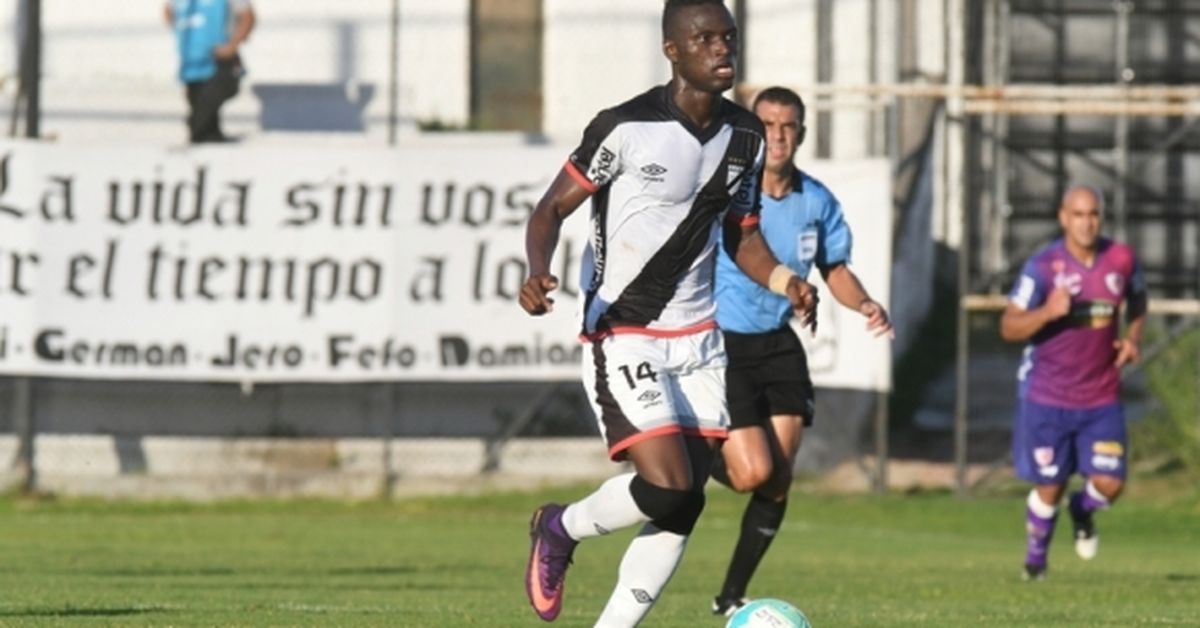Panameño Abdiel Arroyo podría continuar en el Danubio uruguayo Somos