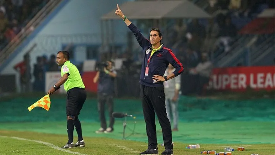 Alexandre Guimaraes podría dirigir al América de Cali