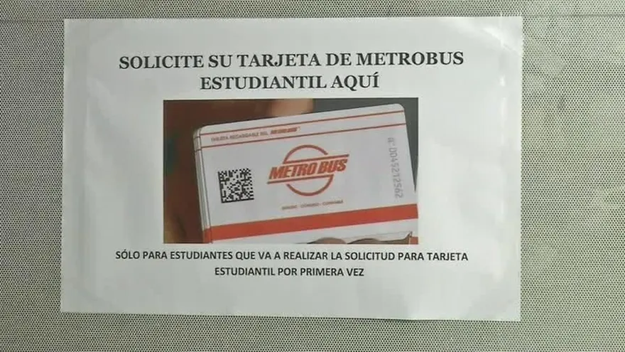 La tarjeta estudiantil del Metrobús solo se podrá usar de lunes a viernes.