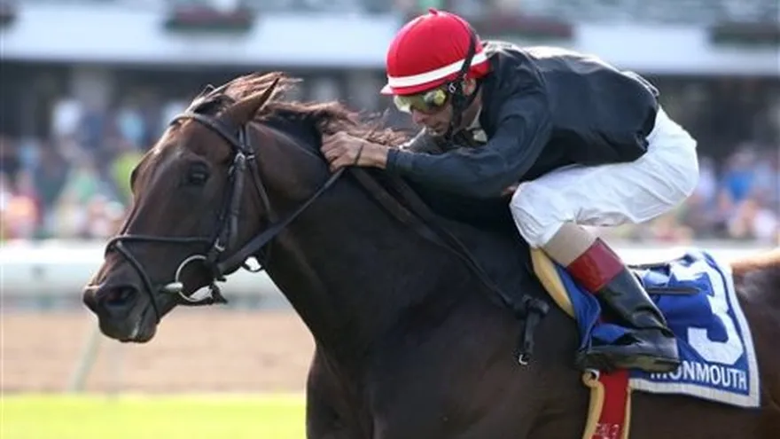 Velásquez queda a un triunfo de los 5000