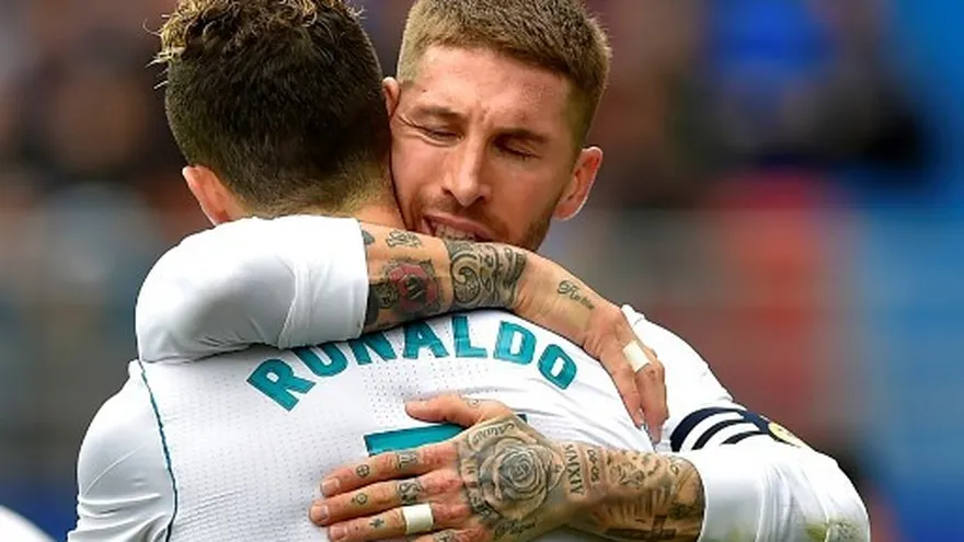Apretón obliga a Sergio Ramos a abandonar el campo | Agencias