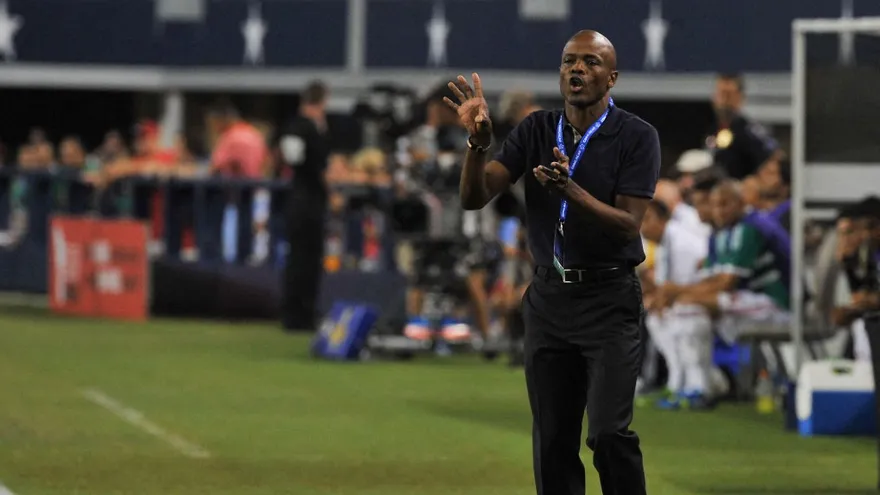 Julio Dely Valdés (foto archivo)