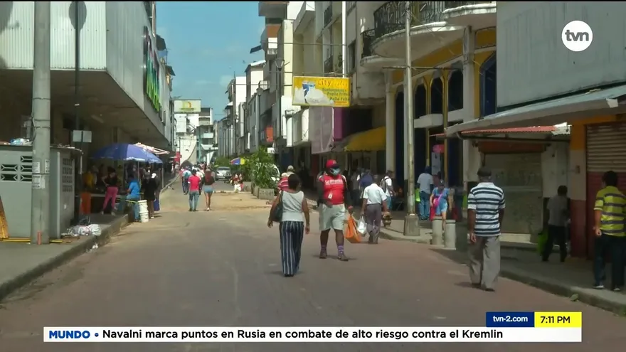 Peatonal está vacía, vendedores confían en compradores