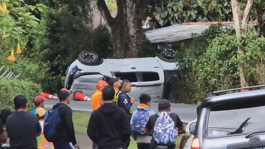 Un vuelco en el Valle de Antón dejó una persona fallecida