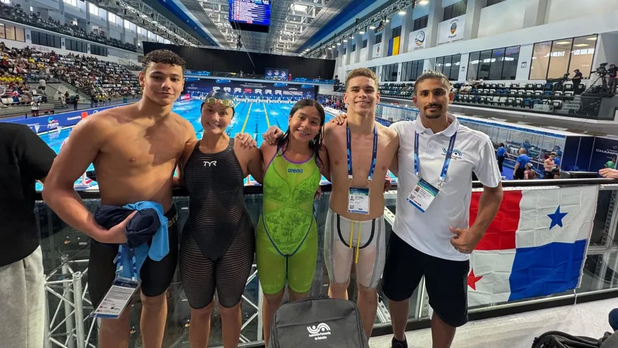 Delegación de Panamá en el Campeonato Mundial Júnior de Natación 2025
