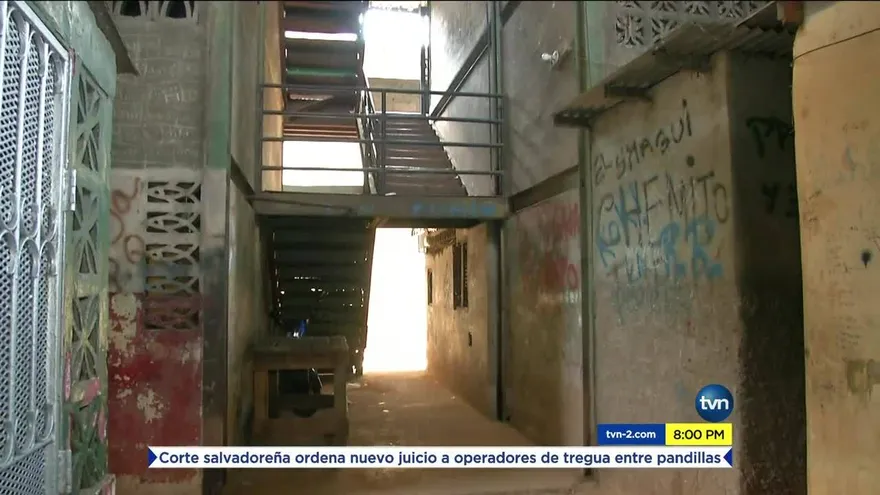 Denuncian caserones en mal estado en San Miguel