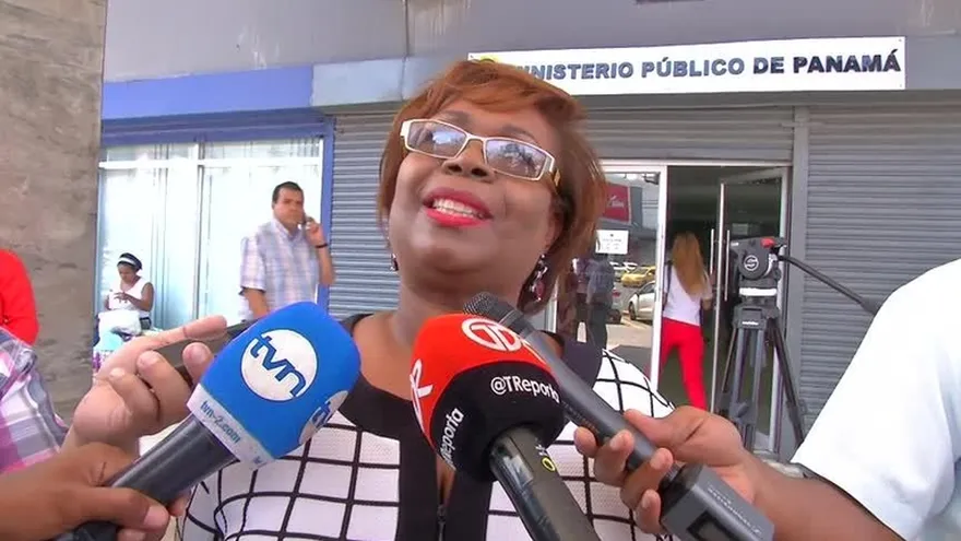 Abogada de Abdul Waked acudió al MP