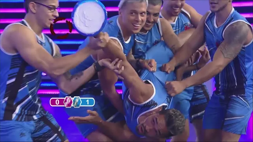 ¡Volvieron los tortazos con estilos y mañas justo como en el Origen!