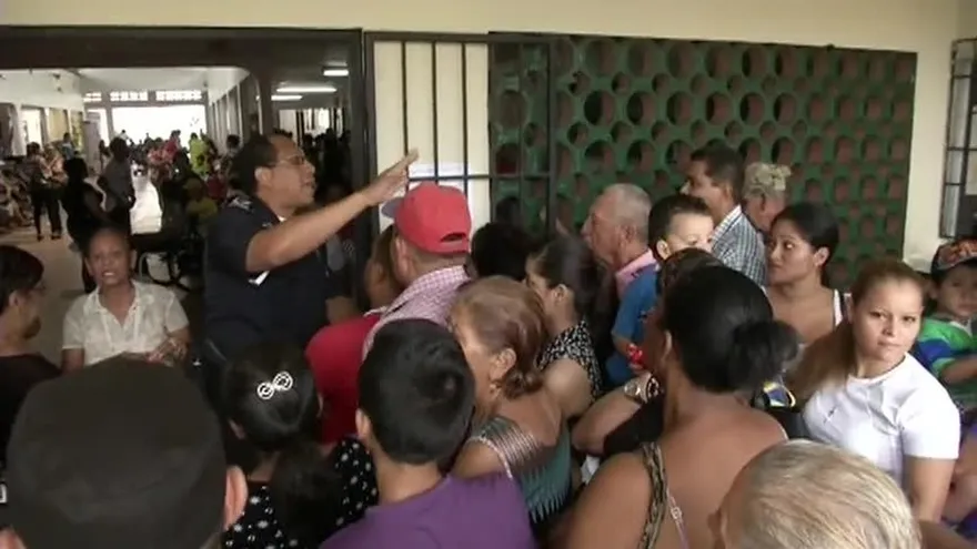 Chiricanos acuden a jornada de vacunación contra el AH1N1