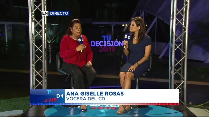 Rómulo Roux no va proponer castillo en el aire