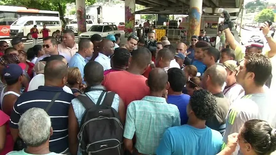 Buhoneros protestan por desalojo en San Miguelito