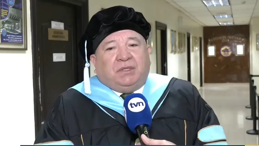 Toma posesión el nuevo rector de la Universidad Tecnológica