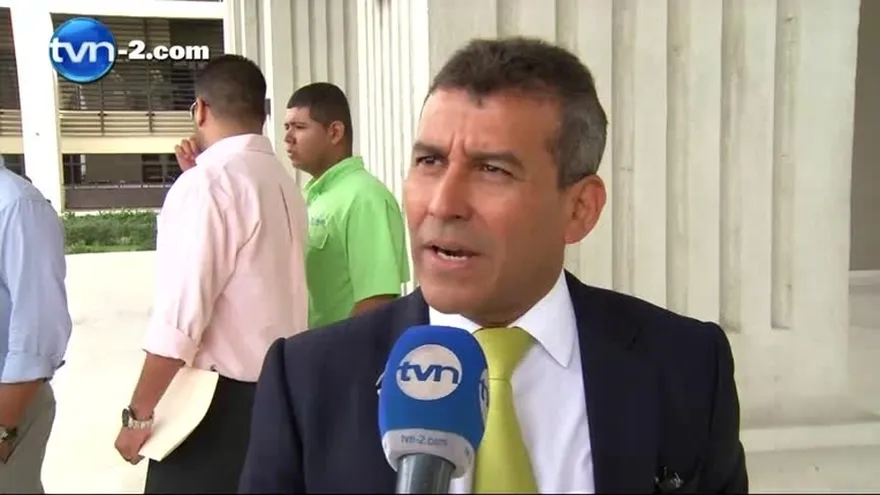 Allanamiento a oficina de Moncada Luna nunca se dio