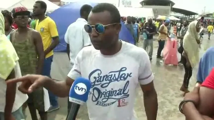 Africanos protestan y se niegan a ir albergue en Costa Rica