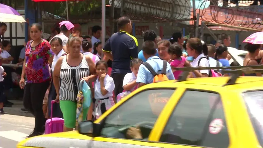 Piden seguridad en escuela de Las Lajas