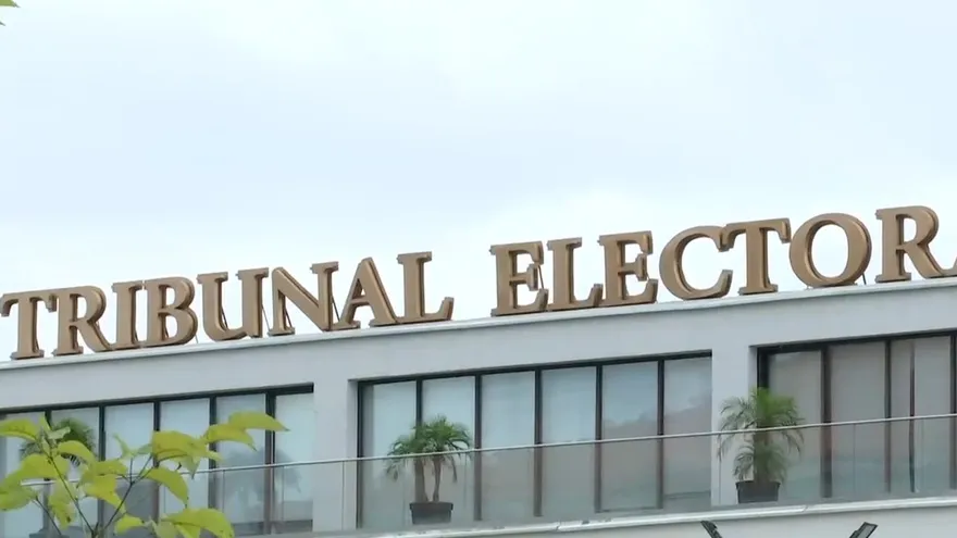 Más de 100 precandidatos por la libre postulación ya no recogerán firmas