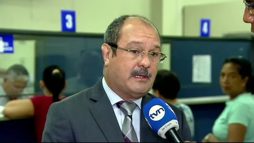 Arrendamiento de ambulancias brindará mejor atención al asegurado: Girón