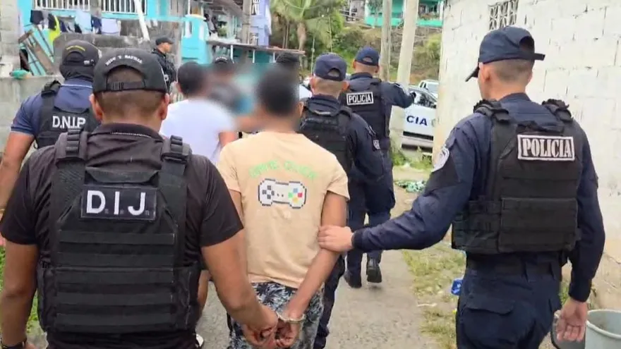 Los chospechosos fueron capturados por la Policía Nacional