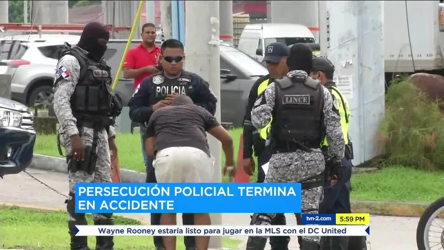 Persecución policial termina en accidente de tránsito