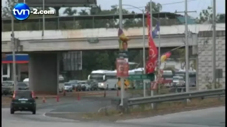 Educadores cerraron la vía Interamericana