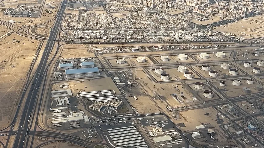 El sector petrolero de Kuwait, símbolo de prosperidad durante décadas.