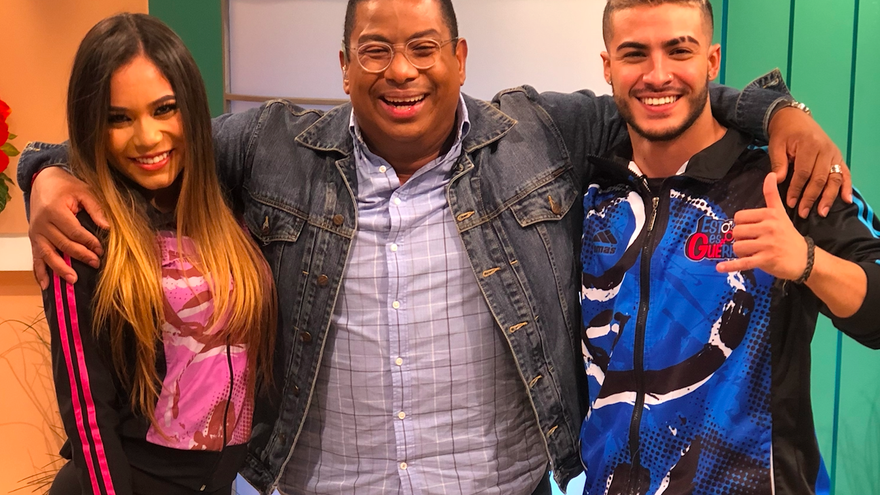 Eddy Vásquez nota algo raro entre Joako y Angie Ibañez... ¿qué será?