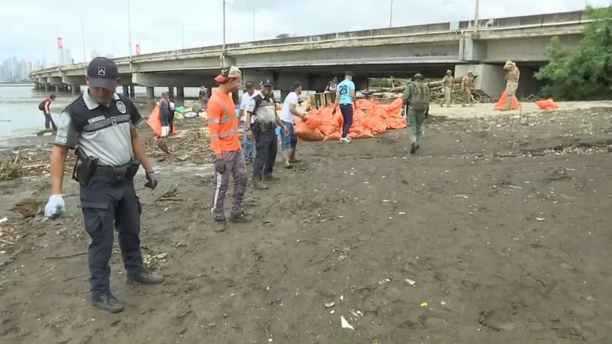 Panamá se prepara para la gran jornada nacional de limpieza de playas y ríos.