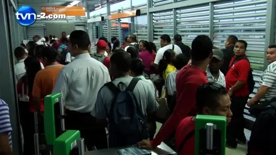 Ánimos caldeados durante operativo contra piratas en Panamá Este