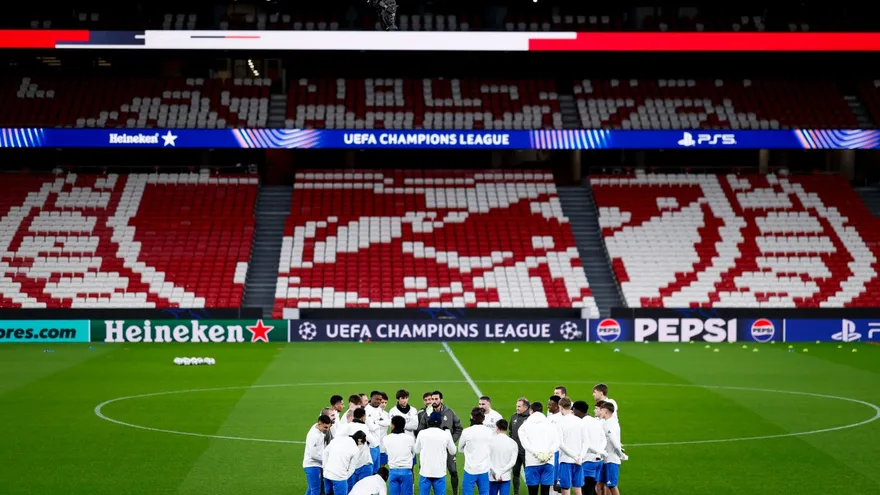 Jugadores del Real Madrid reunidos