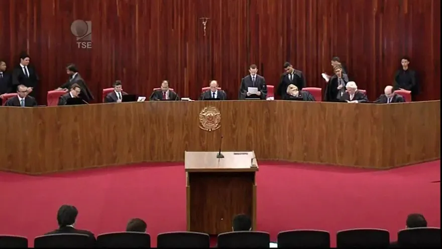 Último día de juicio a Temer en tribunal electoral