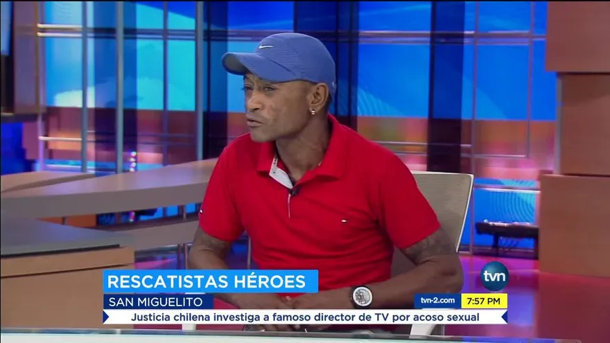 Dan trabajo a hombre que salvó a mujer de ahogarse