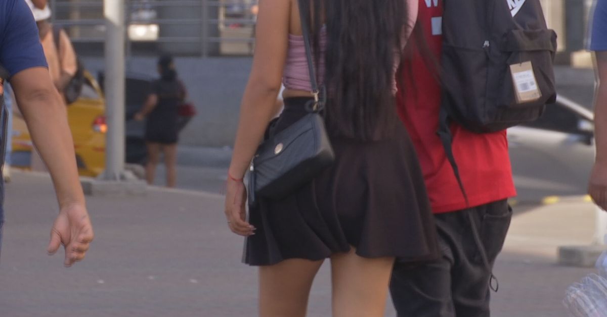 El 'gas de la risa' genera preocupación en Francia por su impacto en los jóvenes